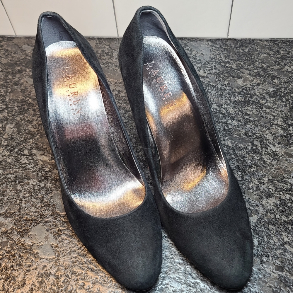 Lauren Ralph Lauren "Zamora" Black Suede Heels Pumps Women's Size 7 B